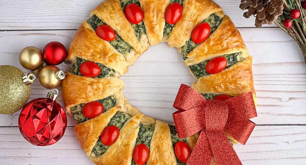 Spinach Dip Crescent Wreath