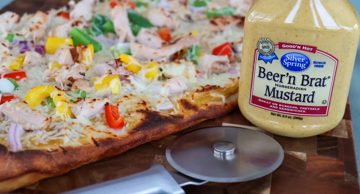 Spicy Chicken Pizza with Beer'n Brat Mustard